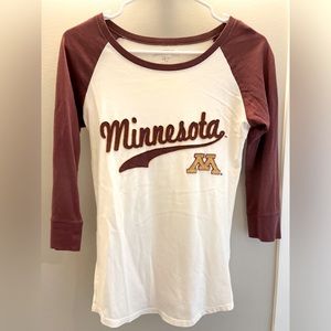 Women’s Small University of MN 3/4 Sleeve